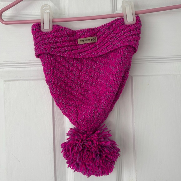 Woman’s Columbia Pink and Purple Knit Winter Hat with PomPom - Picture 1 of 3